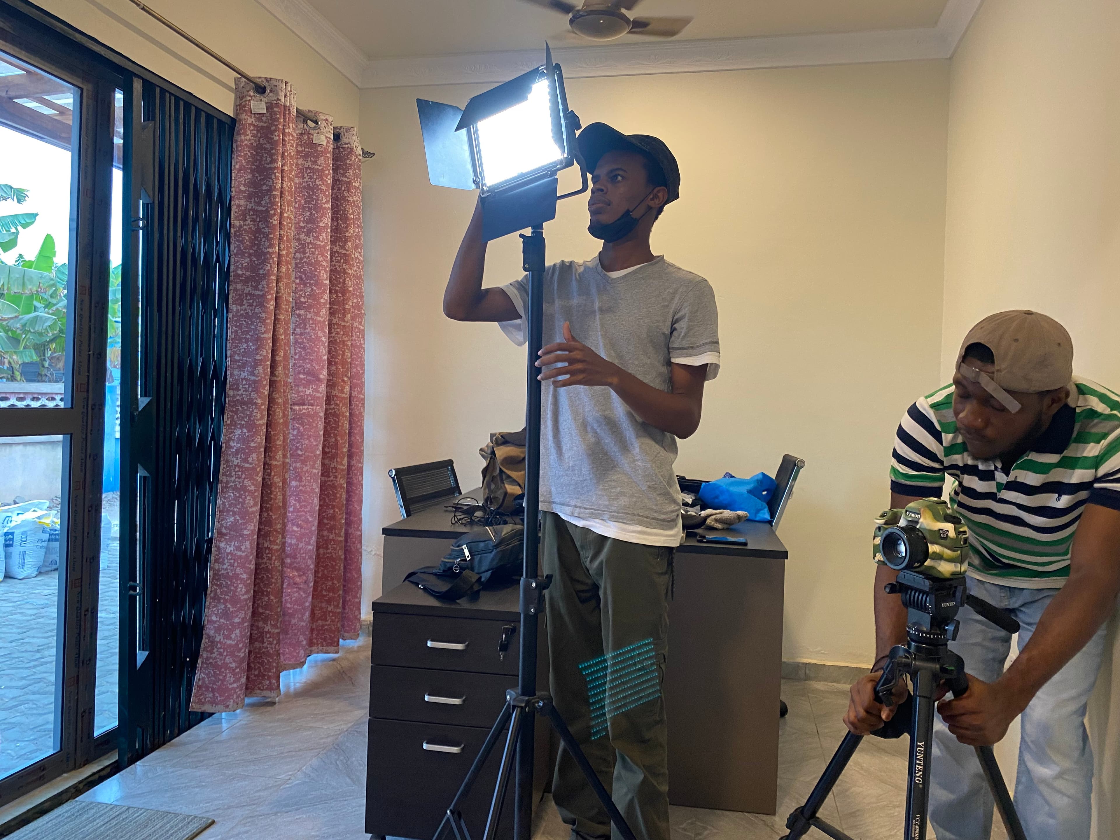 Dried flower arrangement